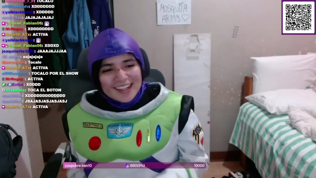 SUNNY VESTIDA DE BUZZ LIGHTYEAR (AL INFINITO Y SIN PAPÁ)