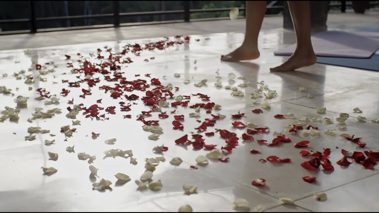 Hang Drum Music Meditation and Tea Ceremony in Ubud | Video Report | Olympus E-M10II