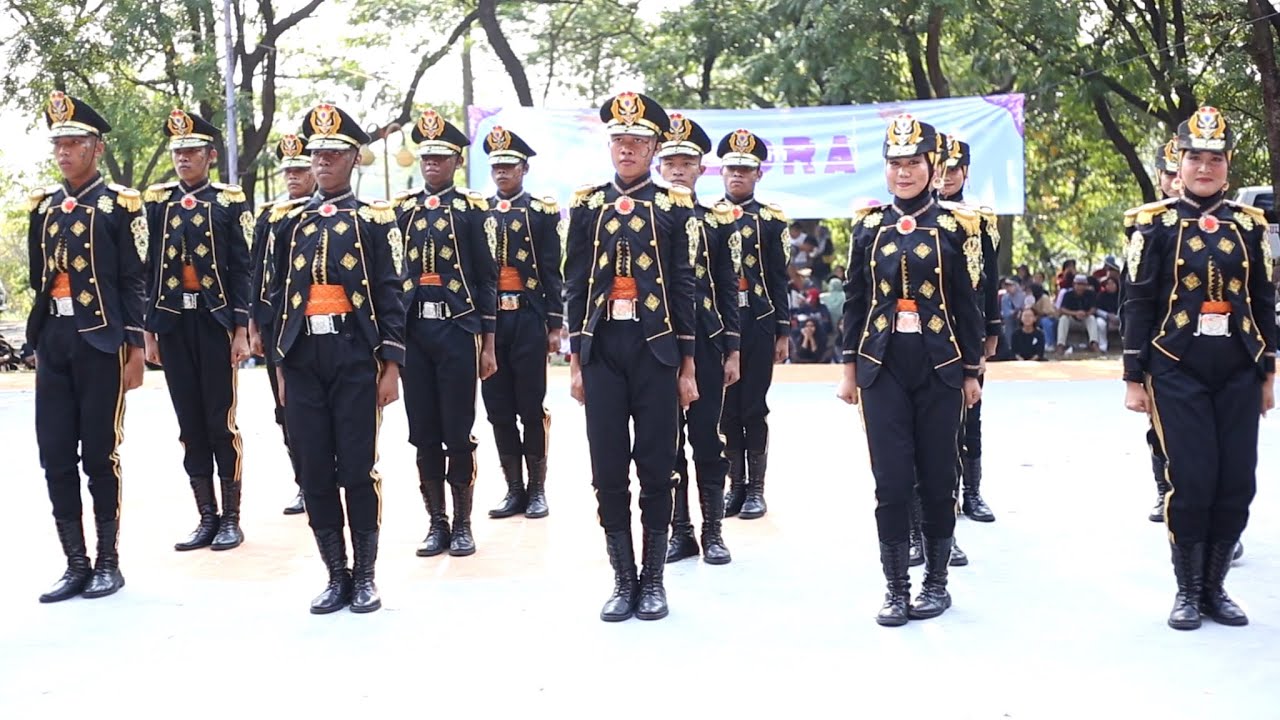 VARIASI FORMASI TERBAIK! PASKIBRA SMK TELADAN BATAM (KEPULAUAN RIAU ) LKBB GELORA MAGISTA 2023