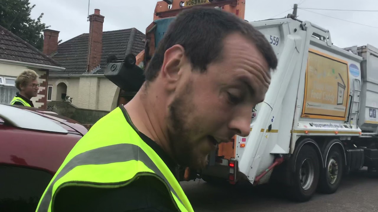 General Waste bin men emptying bins in Bournemouth part 2 (19/08/2021)