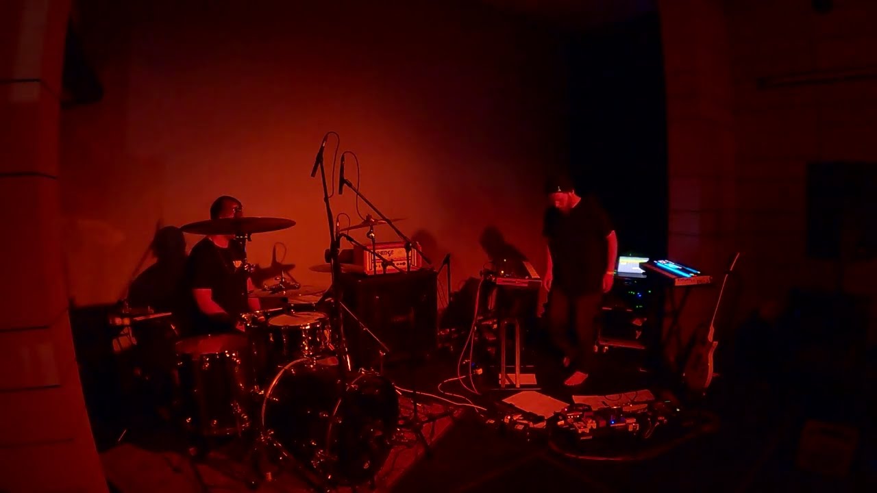 iamyank: L&aacute;ttam a j&ouml;vőt meghalni // Szabadkik&ouml;tő live (2022-12-16)
