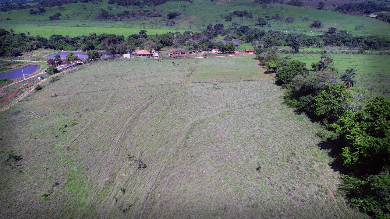 SÍTIO COM RIO NA DIVISA, A 5KM DA CIDADE