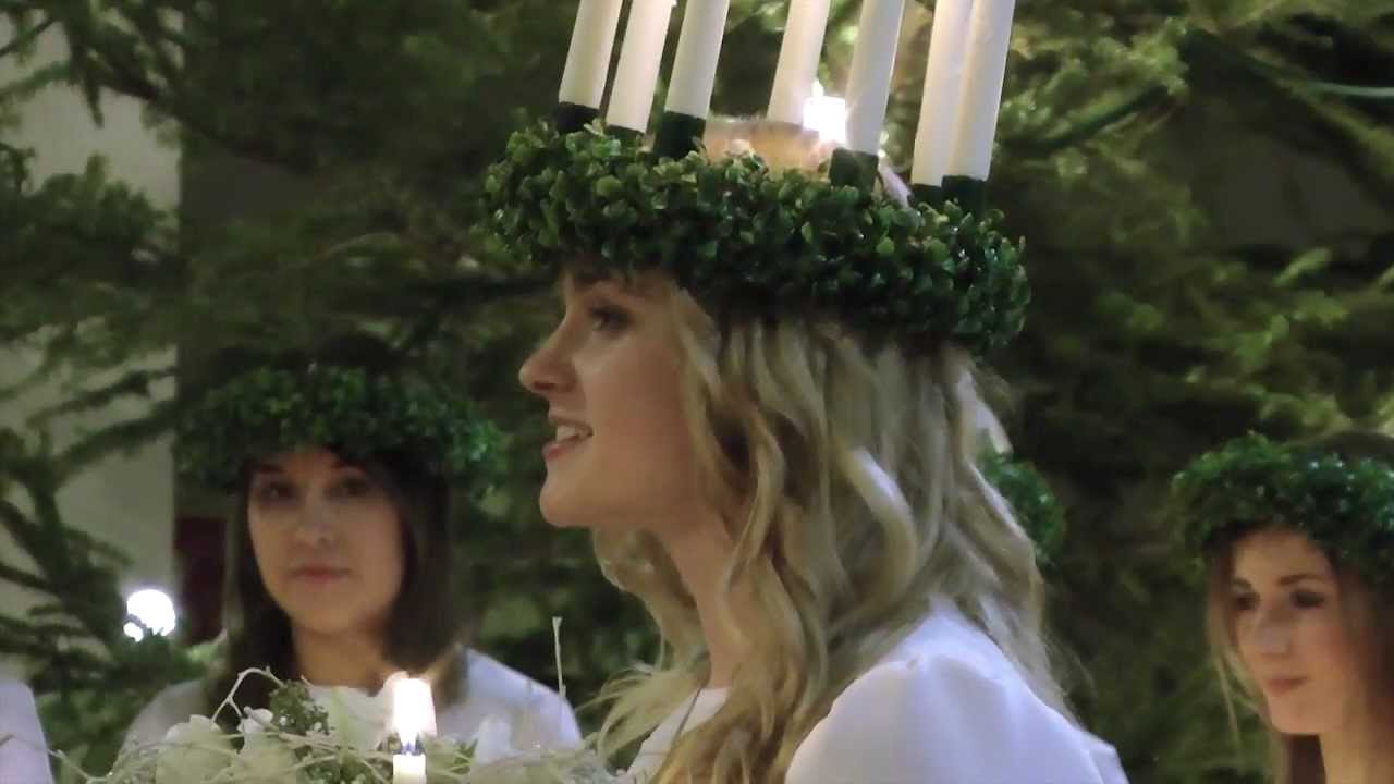 Finlands Lucia Julia Hanhikoski kr&ouml;ntes i Domkyrkan i Helsingfors