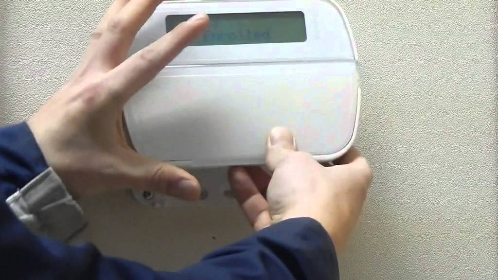 DSC Keypad Battery Change