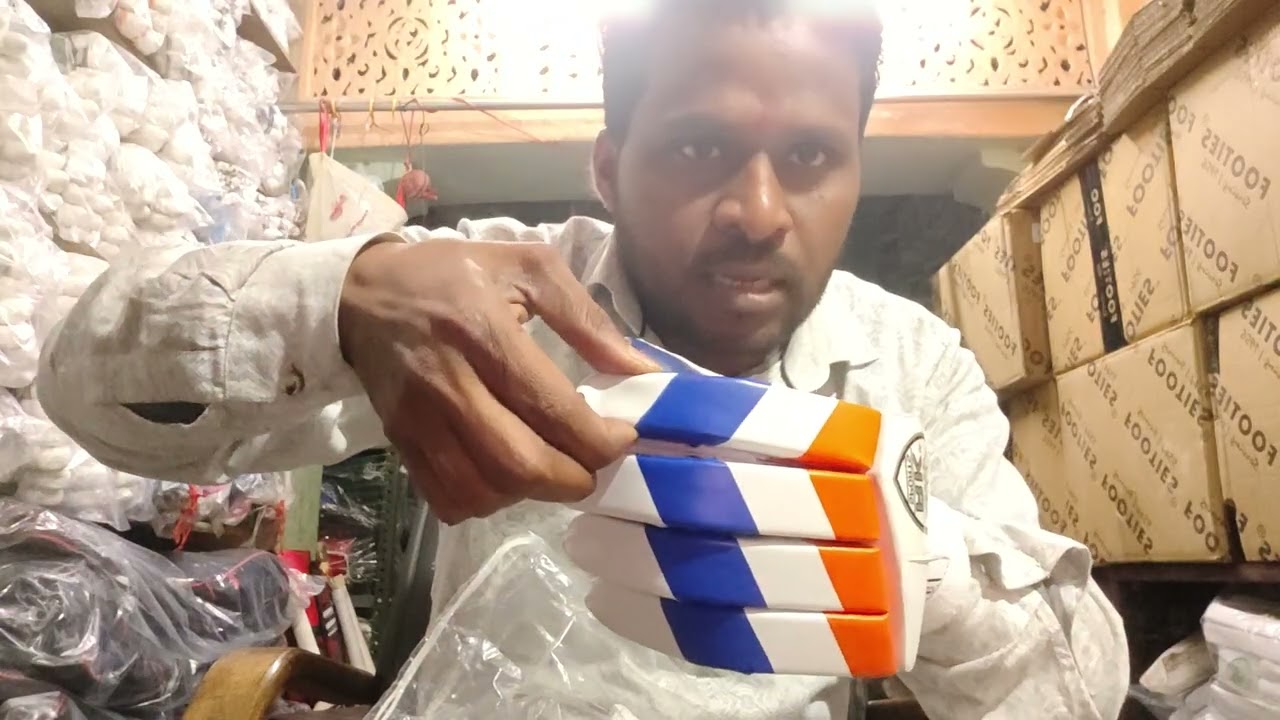 Rk sports ashish#msd keeping pad#meerut#UP#.     Suraj kund sports market#9897704301#whole sale