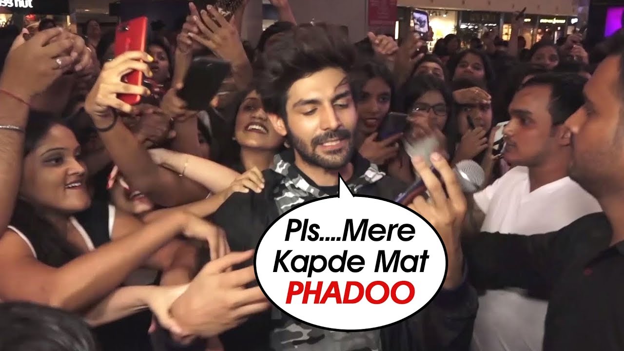 Kartik Aaryan BADLY MOBBED By Female FANS and Media At Infinity Mall Malad in Mumbai