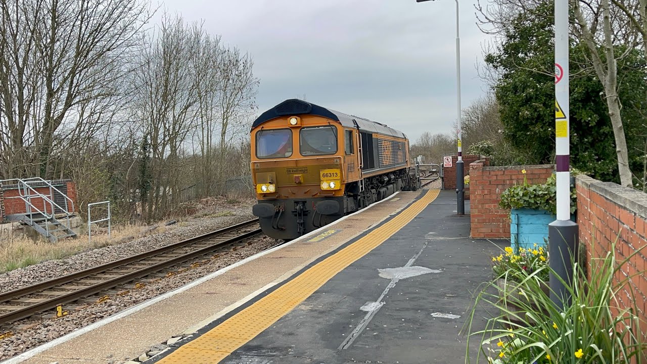 “Lucie” 66313 4L28 with 4 containers (eventually) 09;14 running 5E Lea Road 7/3/2026