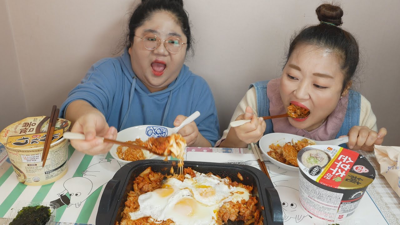 칼칼한 김치볶음밥에 국물은 컵라면~ 나가사키짬뽕, 순후추라면 Kimchi fried rice instant noodlesㅣKorean Home FoodㅣMUKBANGㅣEATING