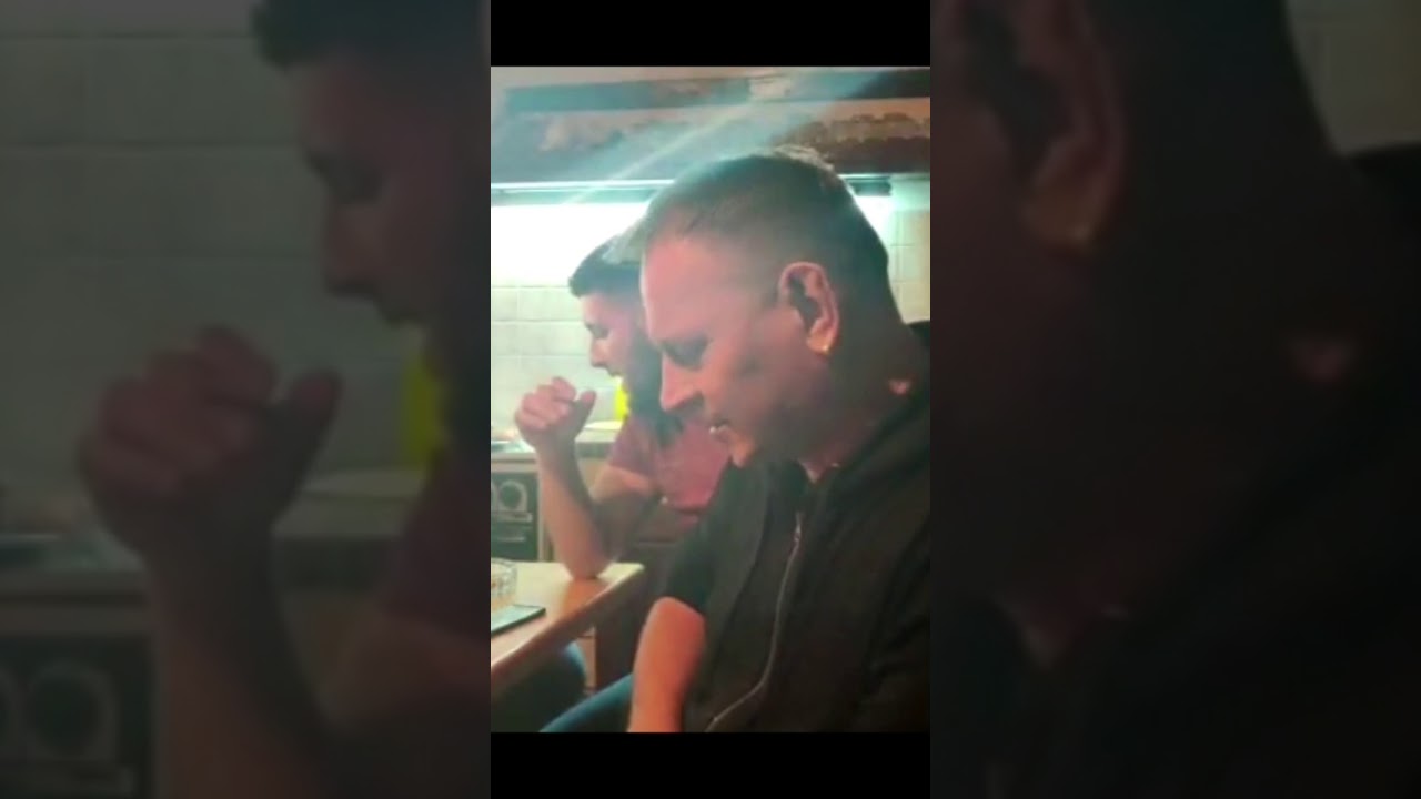 Još me bura Velebitom nosi - Klapa Puntamika ( live)