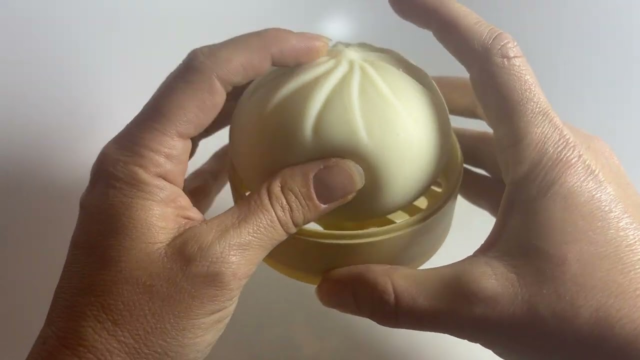 Large plain slow rise scented dumpling squishy toy