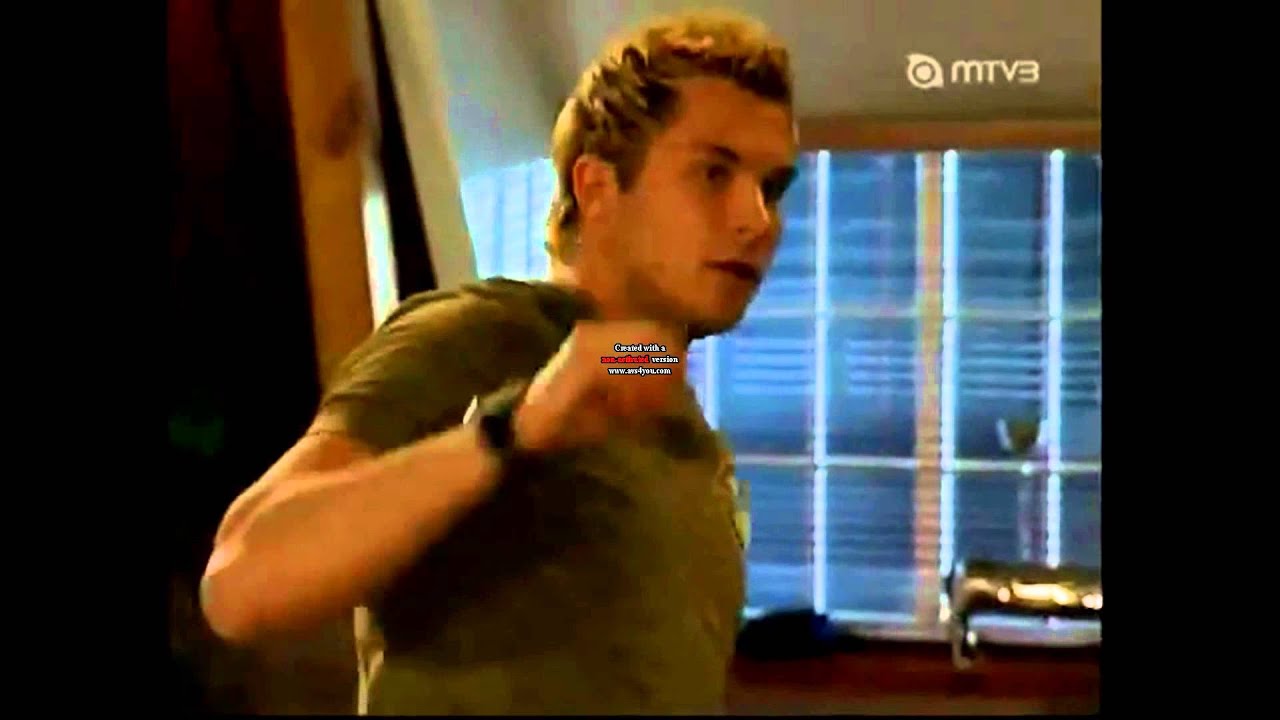 Salkkarit Ossi saa turpaa Karilta ( FULL HD)
