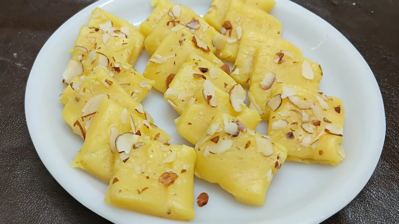 Soft Custard Malai Burfi | Melt in Mouth Sweet Recipe | Bhojan Punjab Da Recipe -60