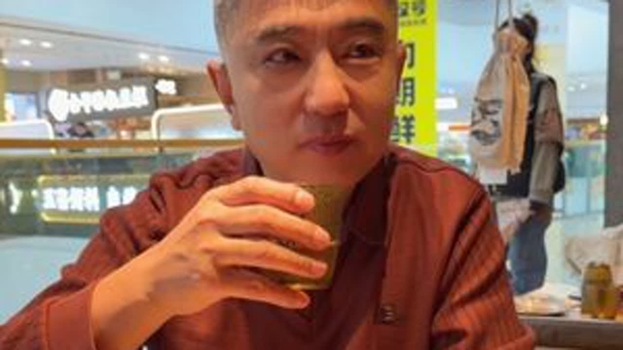 吃的多吃的饱别忘了喝益生菌呦#家有女孩#过年了#我们一家的平淡生活