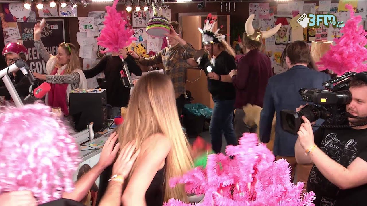 Alle 3FM DJ's maken feestje in het Glazen Huis