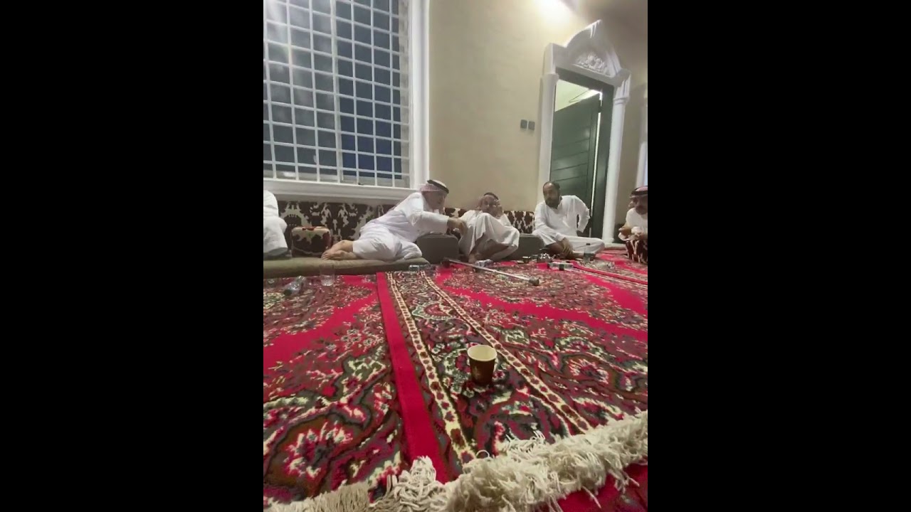 عناد الدغيليب. يروي قصت امهشير مع ابن اسمير