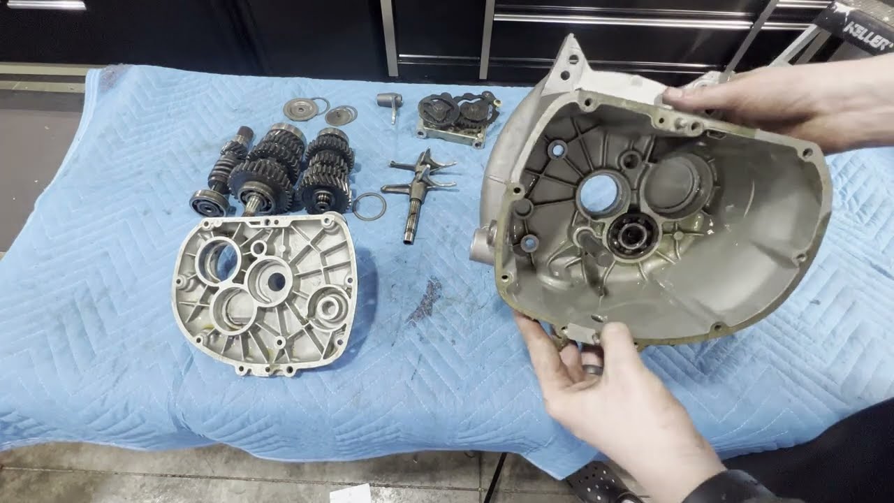 1975 BMW Transmission disassembly
