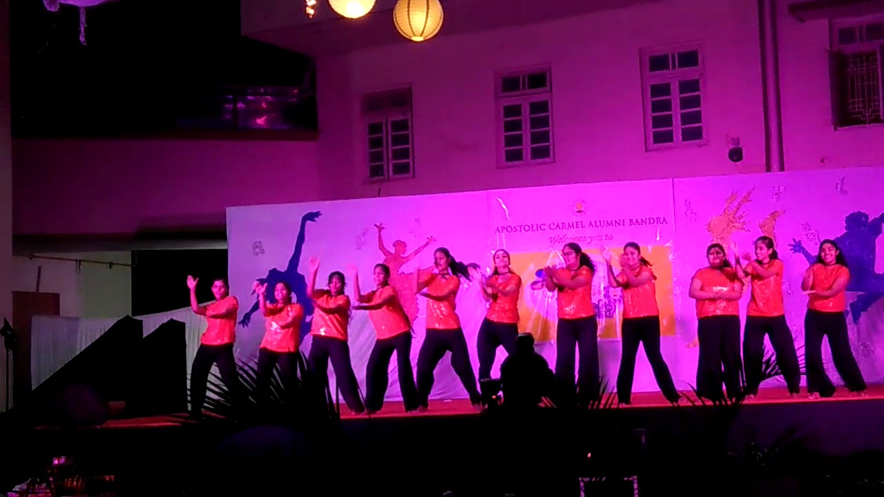 Mix Bollywood dance with famous dialogue
