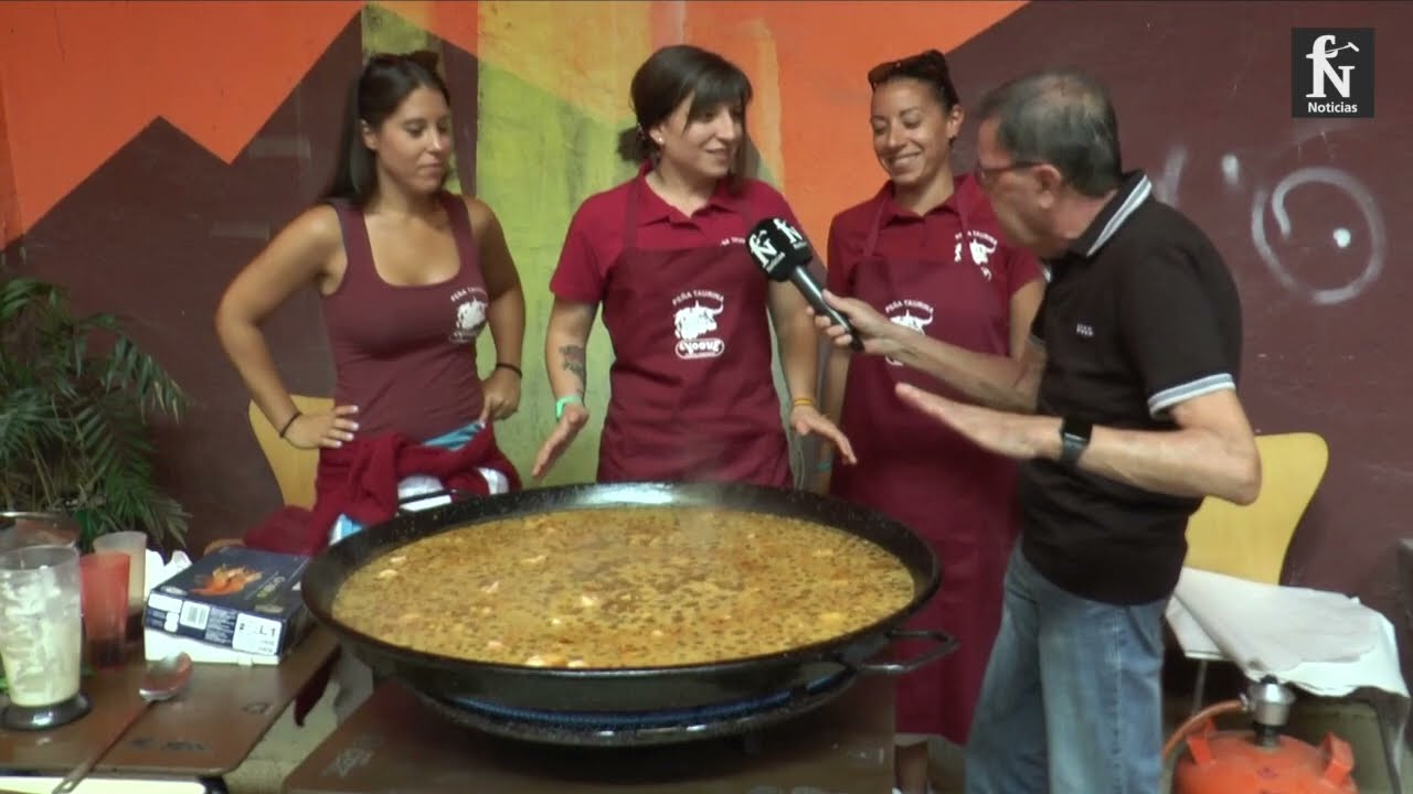 Concurso de paellas en la Peña Vogue