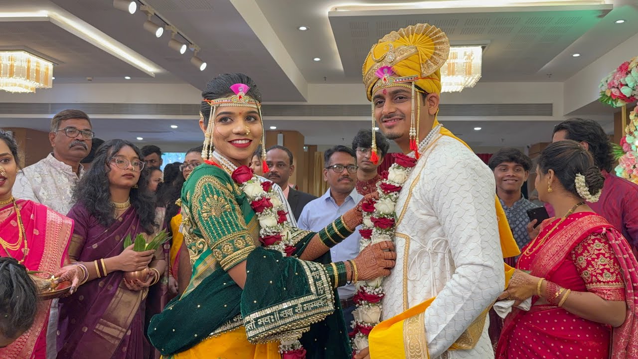 Hitu & Siddhesh Wedding 💍 | Family Reunion Full Fun ❤️