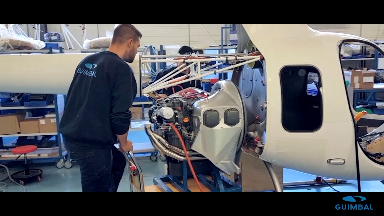 Building of the 200th Guimbal Cabri G2