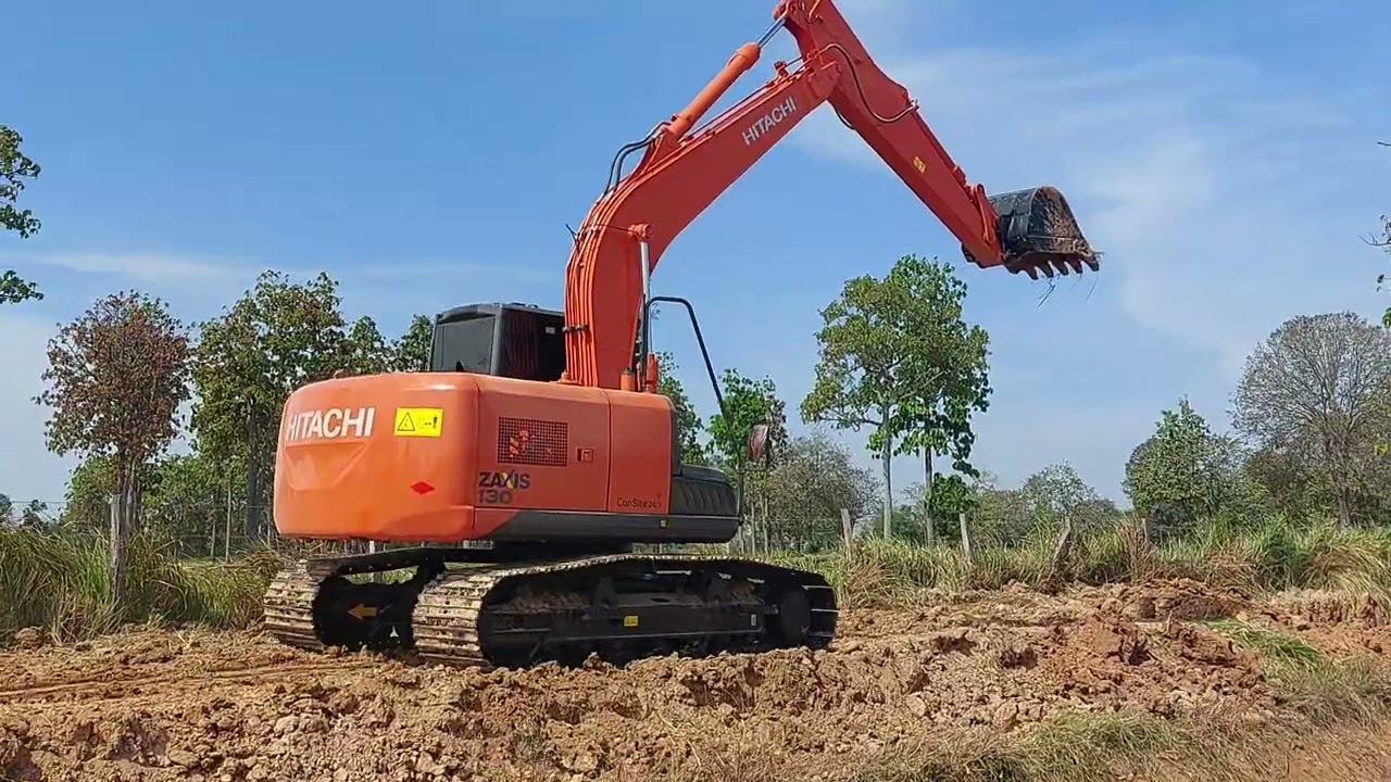 แกะกล่องมาสดๆร้อนๆ hitachi zx130-5g ประเดิมงานแรก งานปากบ่อ excavator and truck