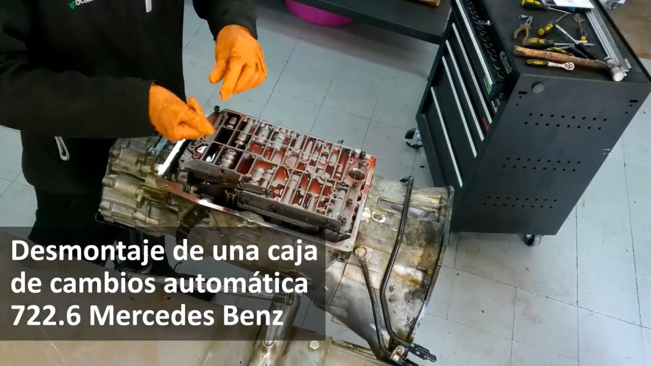 Desmontaje de una caja de cambios automática 722 6 Mercedes Benz