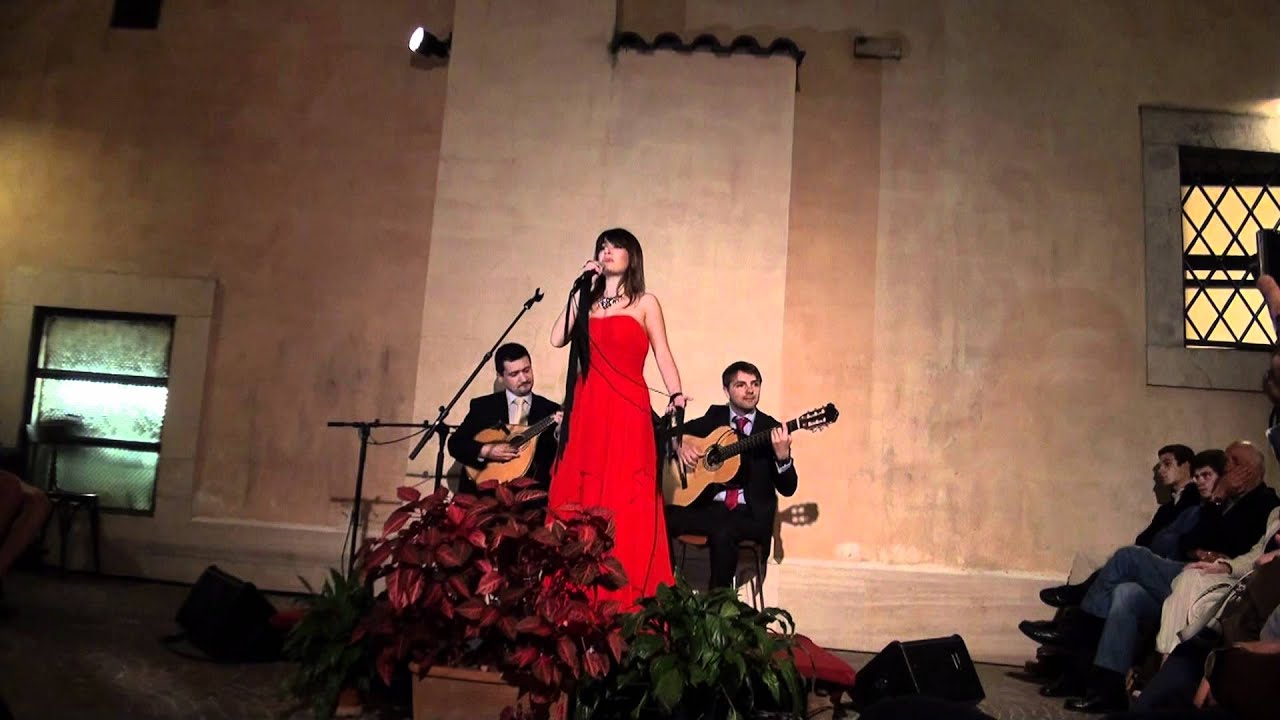 |Joana Veiga|Guitarra toca baixinho| Roma 27 de Maio 2012| HD 1080p
