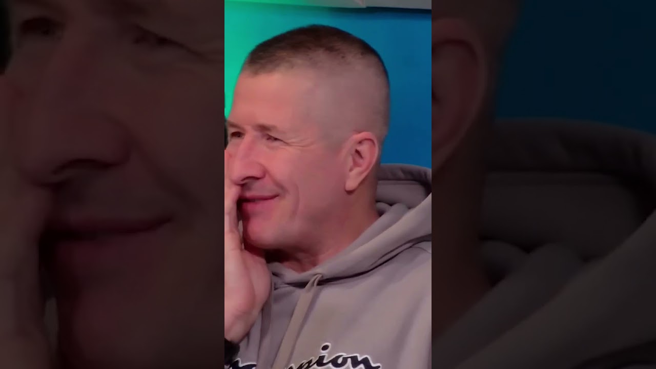 DJ DECKS opowiada jak KĘKĘ nagrywał zwrotkę na Mixtape 8