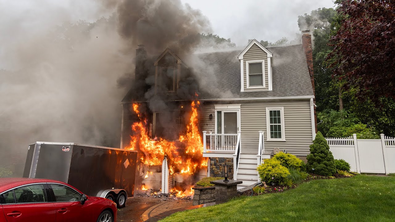 [EARLY ARRIVAL] Bruce Dr. 2nd Alarm Fire (Shelton, CT) 6/22/24
