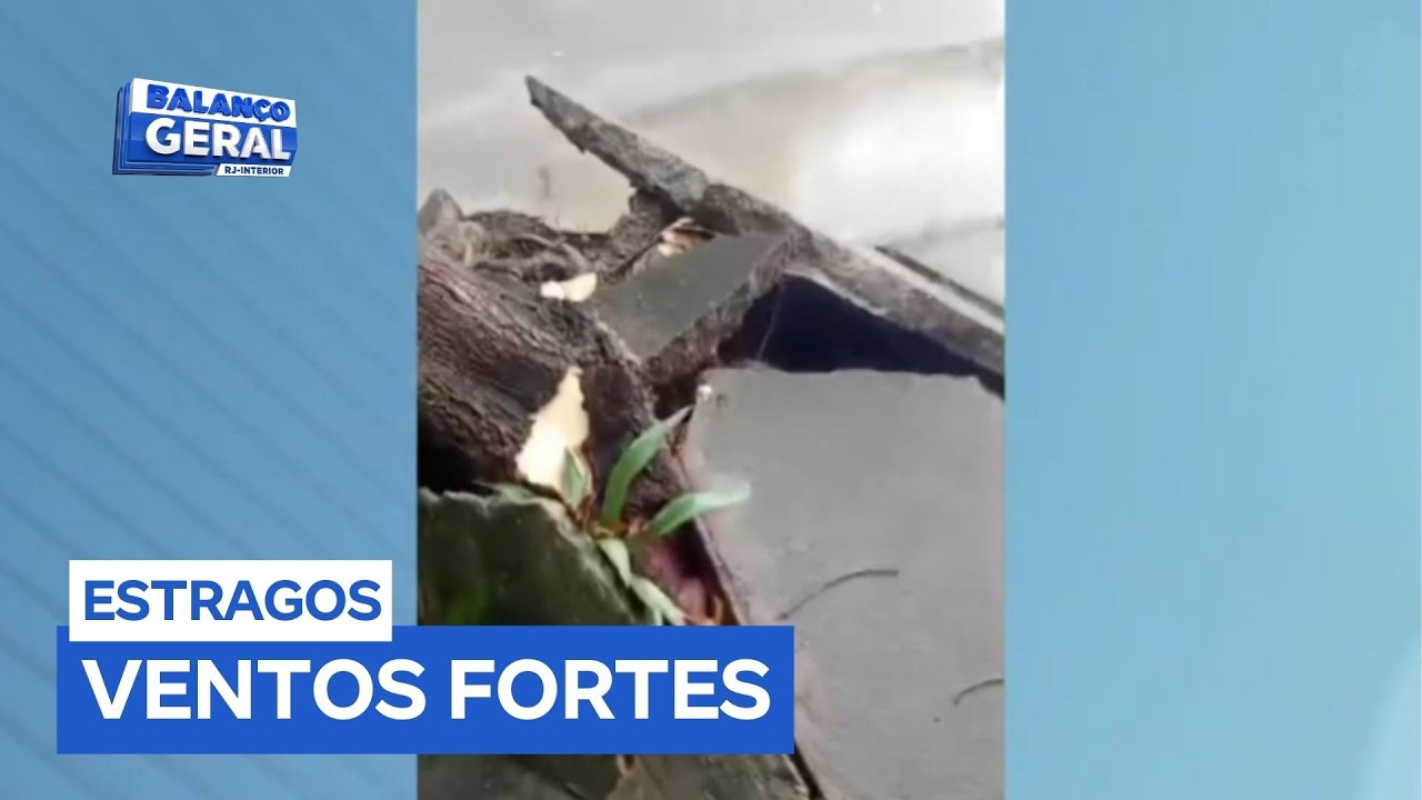 Tempestade com fortes ventos causa estragos em Rio das Ostras (RJ)