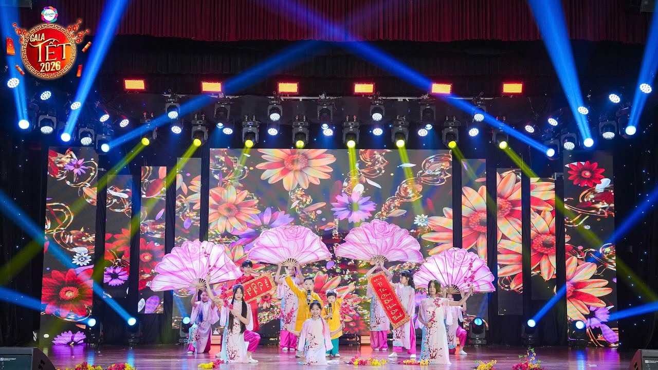 Tết đong đầy CLb My Stars- biểu diễn bé Tiến Dũng- Bảo Châu cùng nhóm múa CLb My Stars