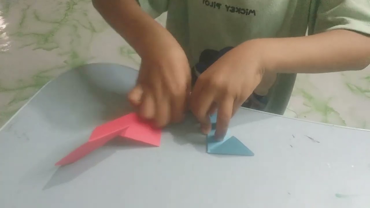 Mari buat bintang dengan kertas origami