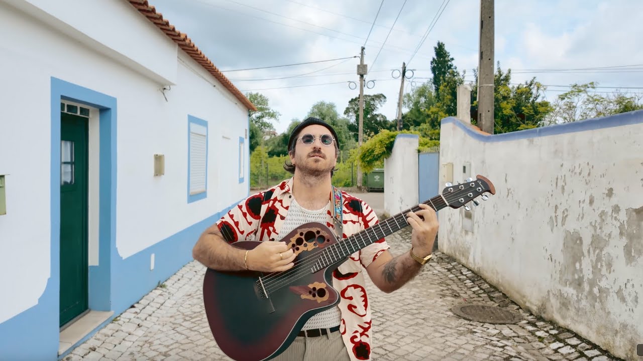 Deslocado by Napa (Tribute by American singing Portuguese 🇵🇹)