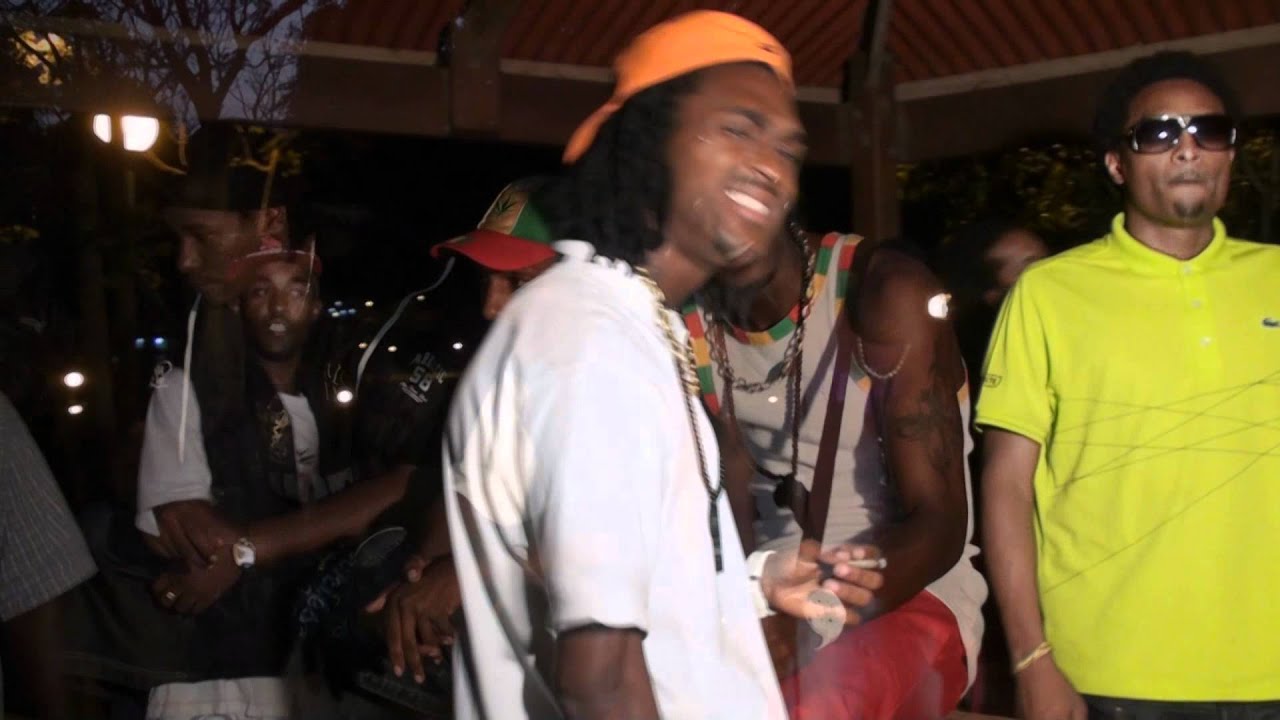 Killer Mighty feat Zi'Mc & Koltcha Clip Legalize fighting