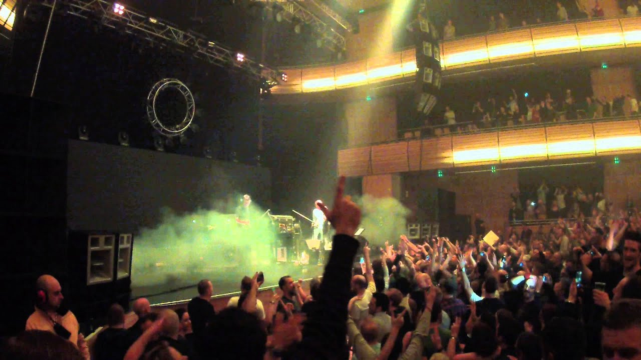 Born Slippy (Nuxx) - Underworld. Live at Sage Gateshead 2015. GoPro Hero 3