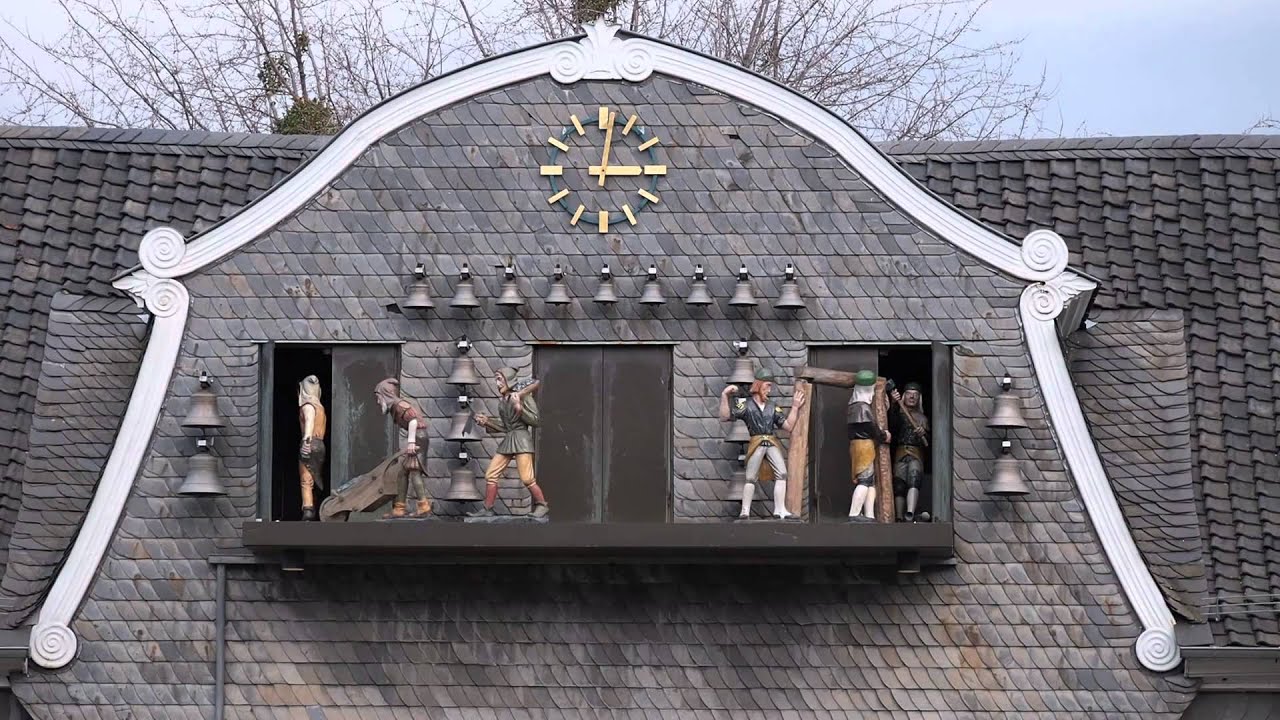 Glockenspiel im Kaiserringhaus in Goslar HD