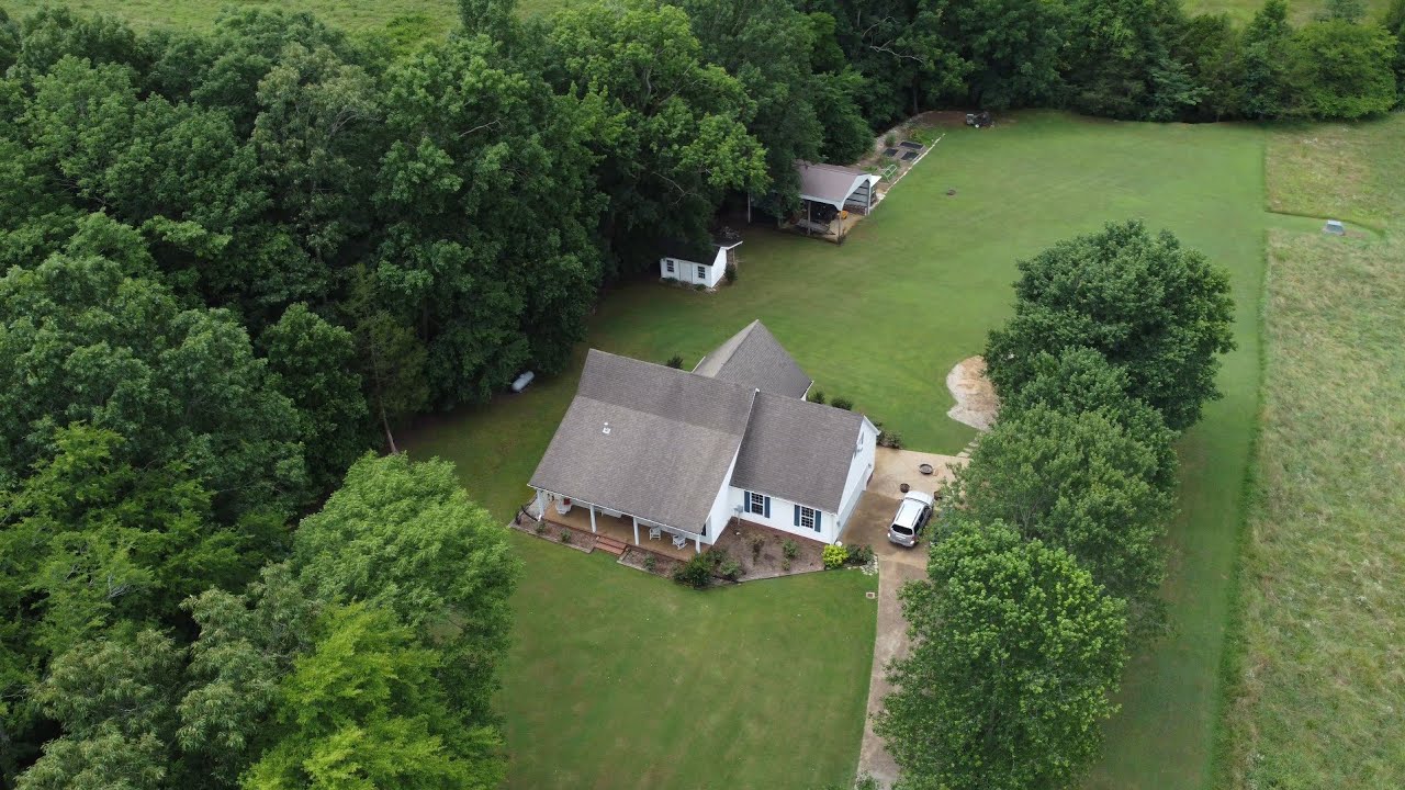 SOLD! Custom built 4 bedroom home for sale in beautiful Tennessee. Property Tour.