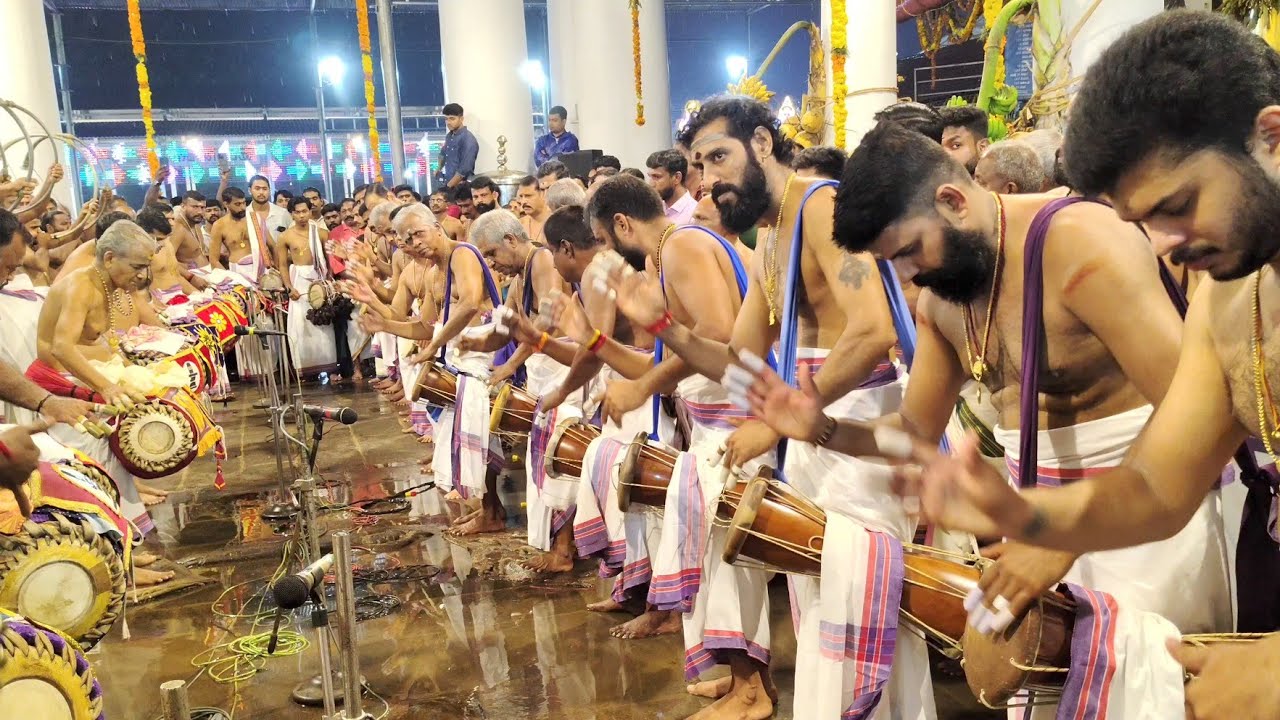Panchavadyam Tripuda Koottikottal - Chottanikkara Vijayan Marar and Team - Vaikom Ashttami Ulsavam