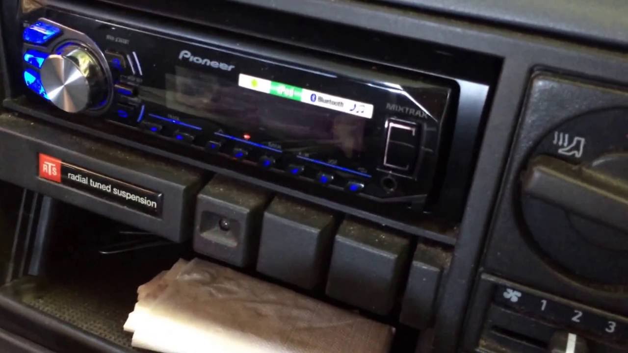 Pioneer MVH 365BT Car radio fault error - 10