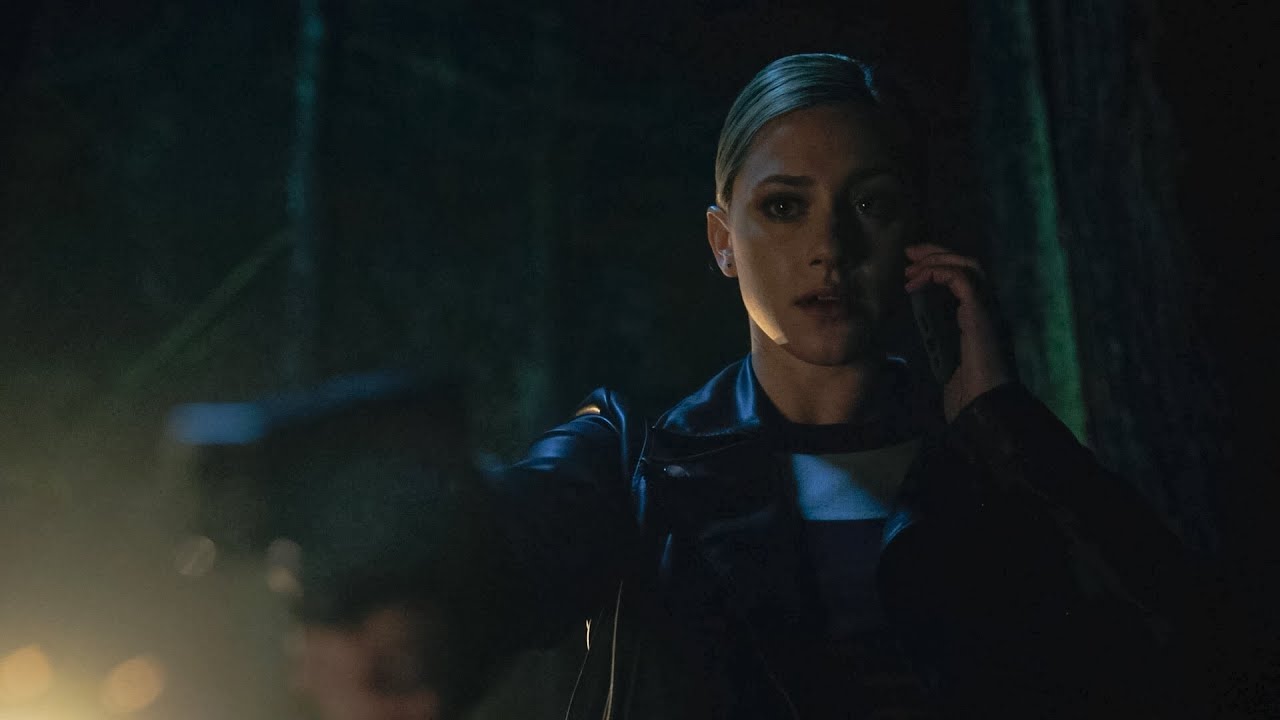 Betty Beats Up A Trucker - Riverdale 5x09