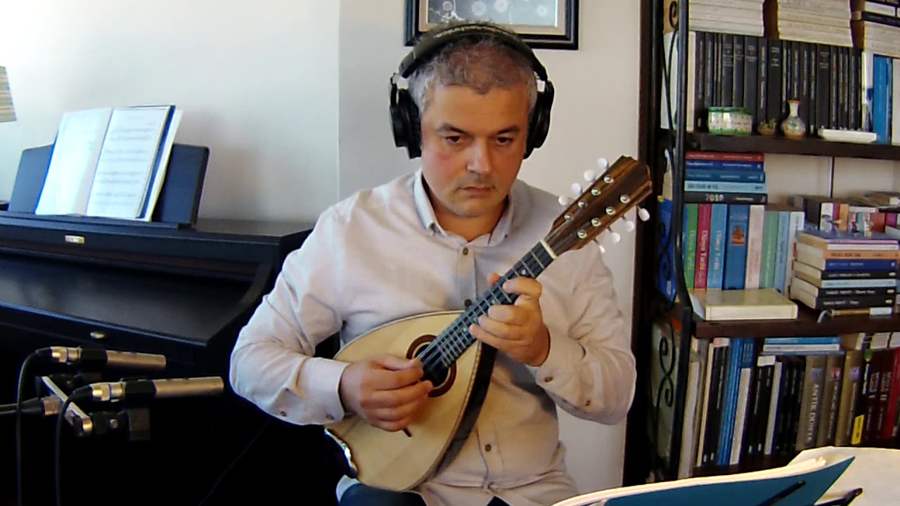 A. Vivaldi: Violin Concerto A min. Op.3/6 RV 356 1-Allegro (mandolin)