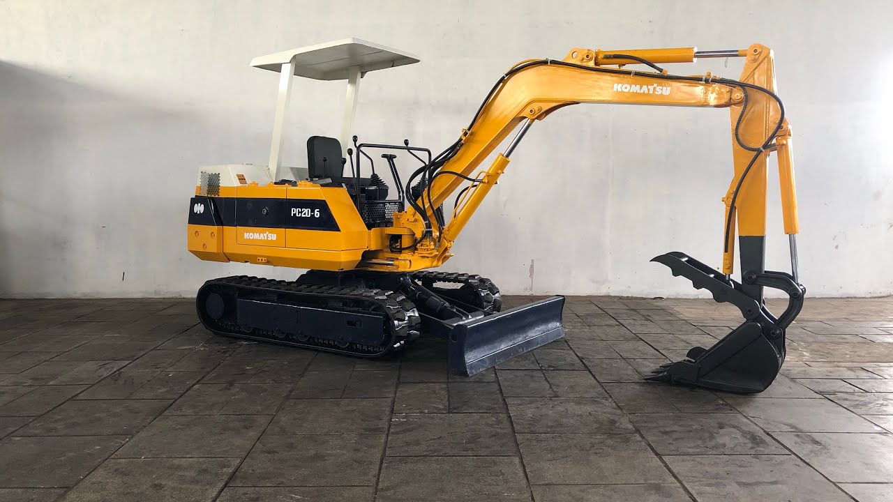 Ads.013.04.Komatsu PC20-6 (32797)