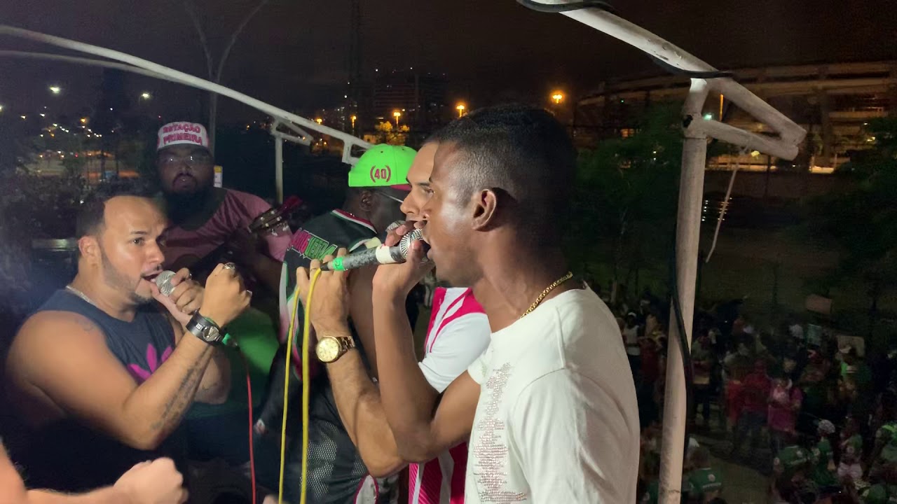 MANGUEIRA 2020: ARRANCADA DO SAMBA-ENREDO NO ENSAIO DE RUA