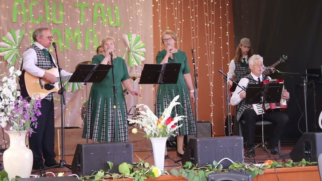Tytuvėnų krašto bendruomenės kapela SVAJA