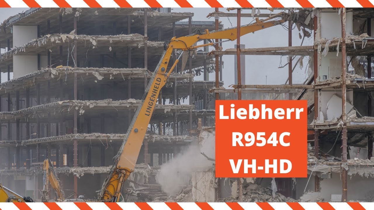 Liebherr R954 high reach from Lingenheld demolishing a building in Luxembourg