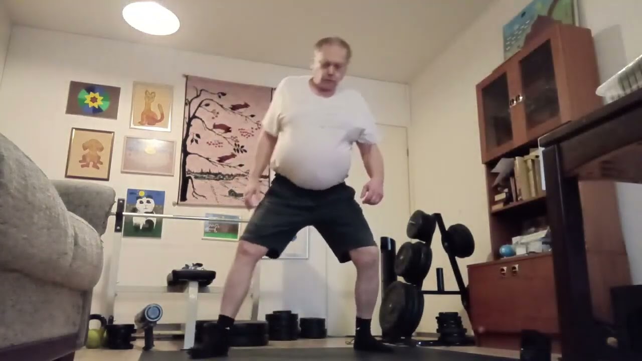 @ Tässä monta jooga ja jumppavideota peräkkäin 