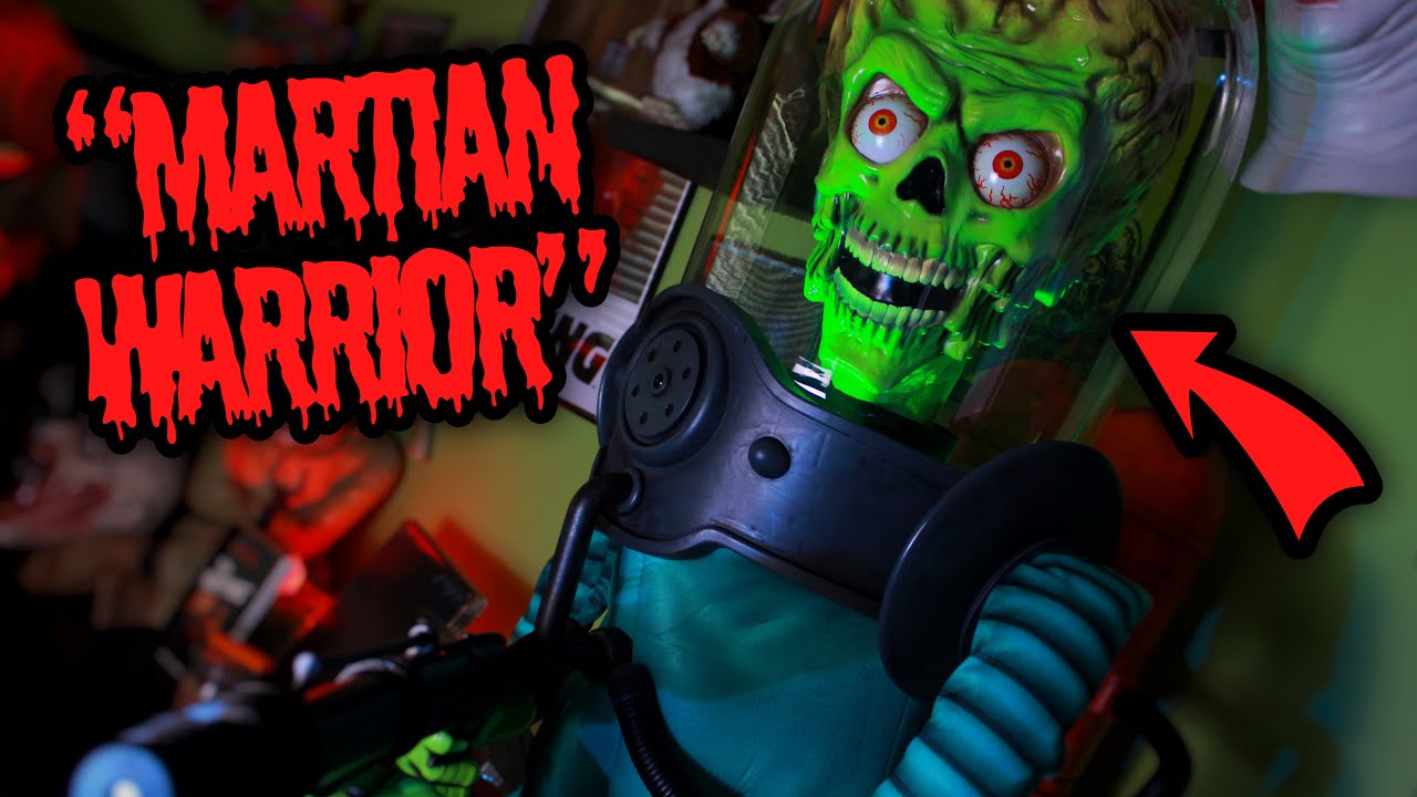 “MARTIAN WARRIOR” (Mars Attacks) Spirit Halloween 2023 Animatronic UNBOXING, SET-UP, DEMO, & REVIEW