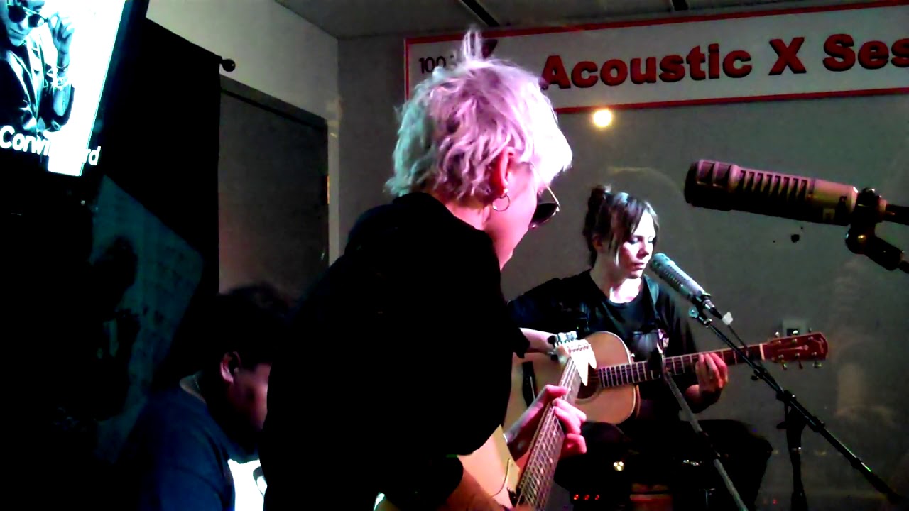 Bones UK - Pretty Waste (Live Radio Performance)