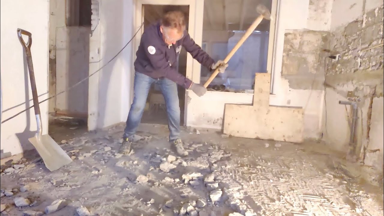 Onze verbouwing! 🏡 #18 - CEMENT DEKVLOER VERWIJDEREN!