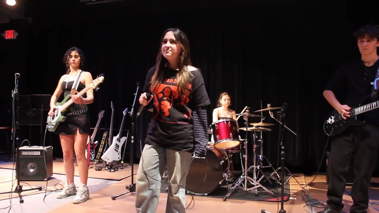 Vivienne Mittenzwei: &ldquo;Barracuda&rdquo; by Heart (WPHS 2026 Cover Showcase)